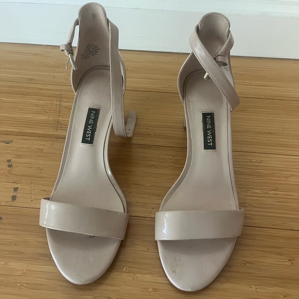 Nine West Women's Tan Heels